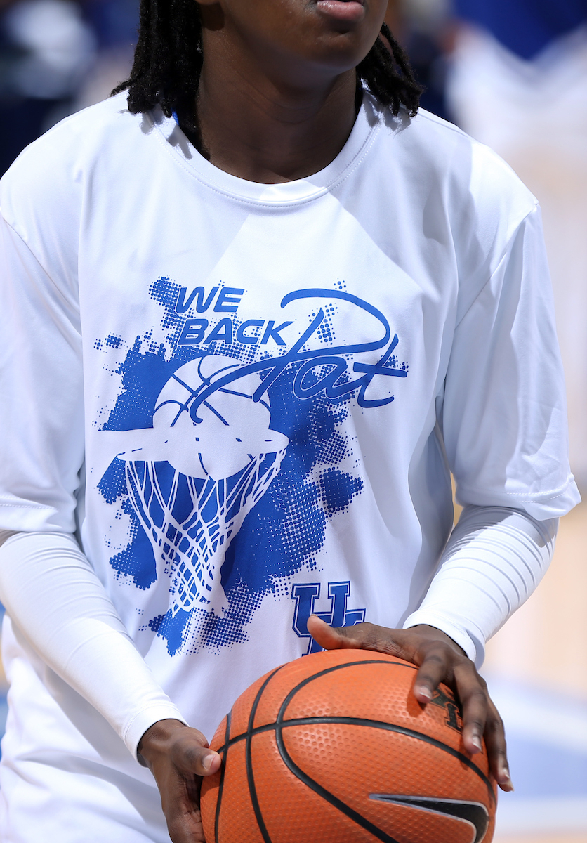 We Back Pat

The University of Kentucky women's basketball team falls to South Carolina on Sunday, January 21, 2018 at Rupp Arena. 

Photo by Britney Howard | UK Athletics