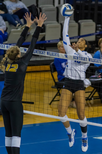 Caitlyn Cooper. 

Kentucky beats Mizzou 3-0. 

Photo by Grant Lee | UK Athletics