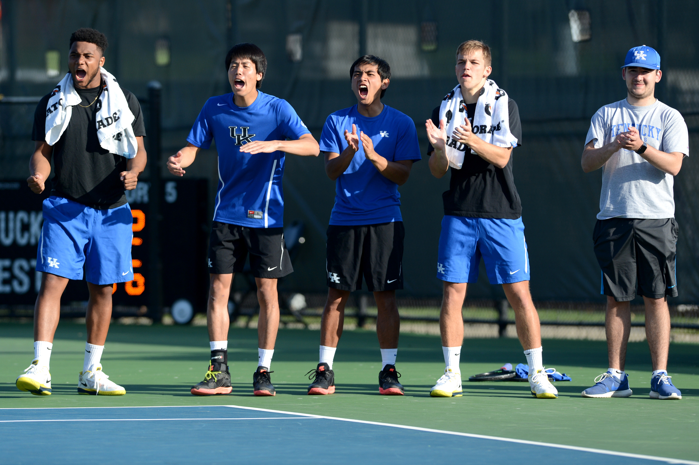 Bushamuka and Matsumura Qualify for NCAA Singles Tournament