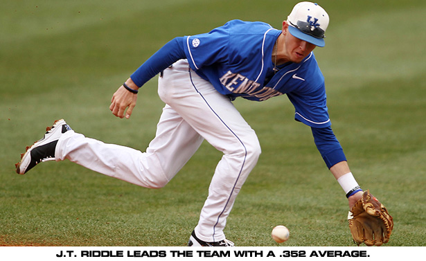 No. 8 Baseball Hosts Georgia in Three-Game Series