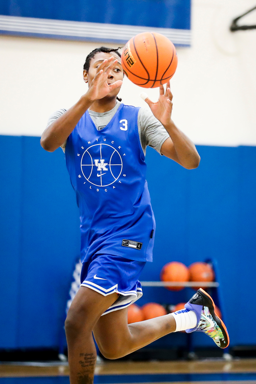 TyTy Washington Jr.

First practice of the season.

Photos by Chet White | UK Athletics