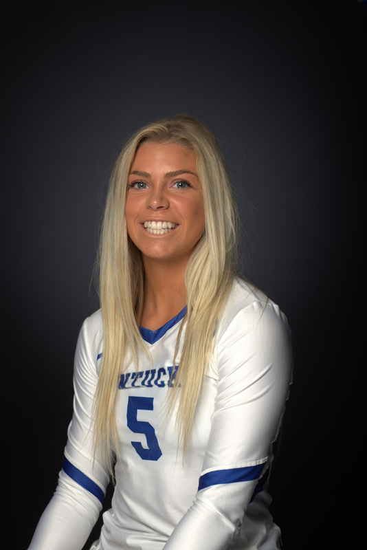 Lauren Tharp - Volleyball - University of Kentucky Athletics