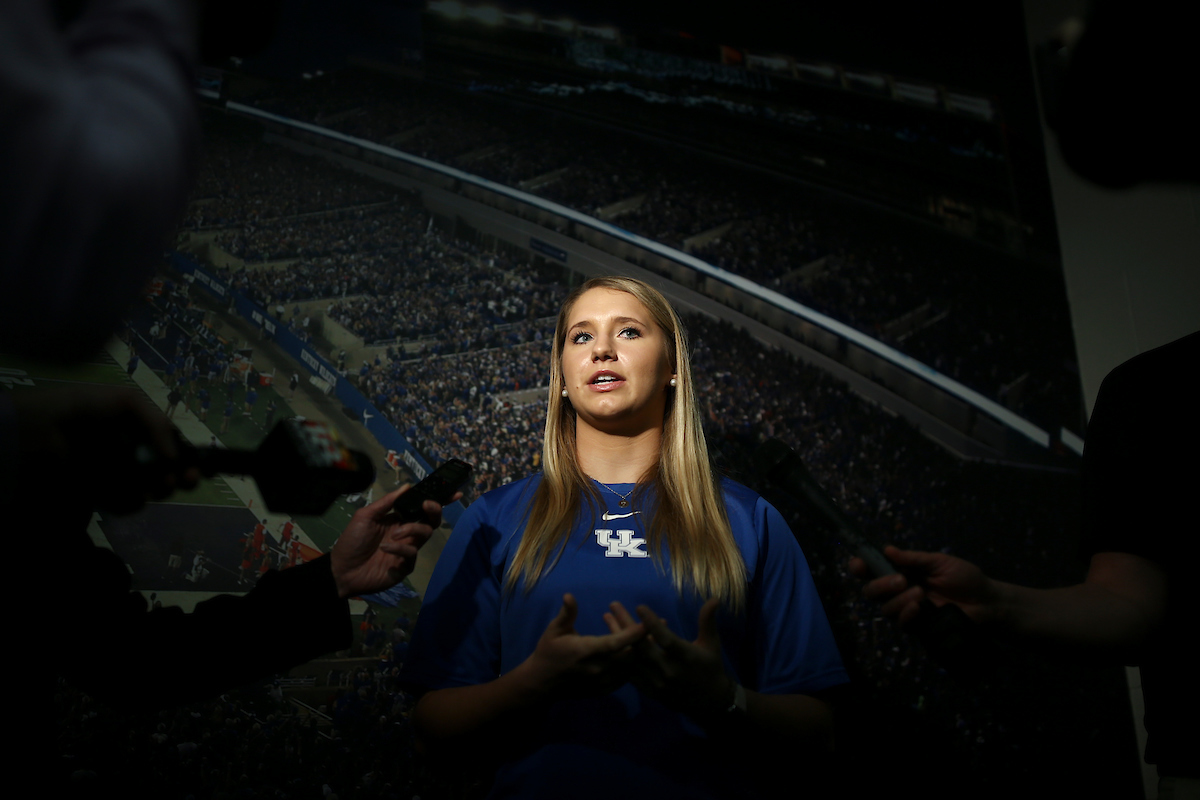 Autumn Humes.

UK Softball Baseball Media Day.


Photo by Isaac Janssen | UK Athletics
