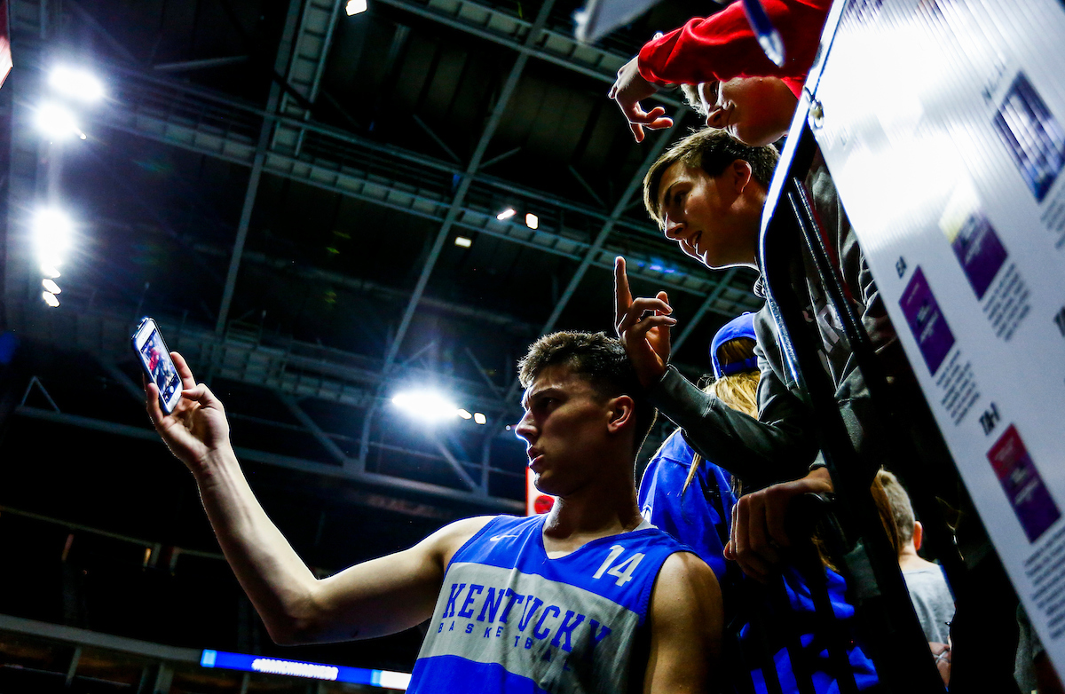 Tyler Herro. Fans.

Practice and pressers. 

Photo by Chet White | UK Athletics