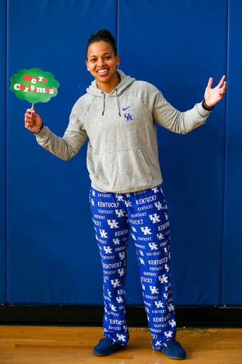 Amber Smith. 

Kentucky WBB Christmas Party.

Photo by Eddie Justice | UK Athletics