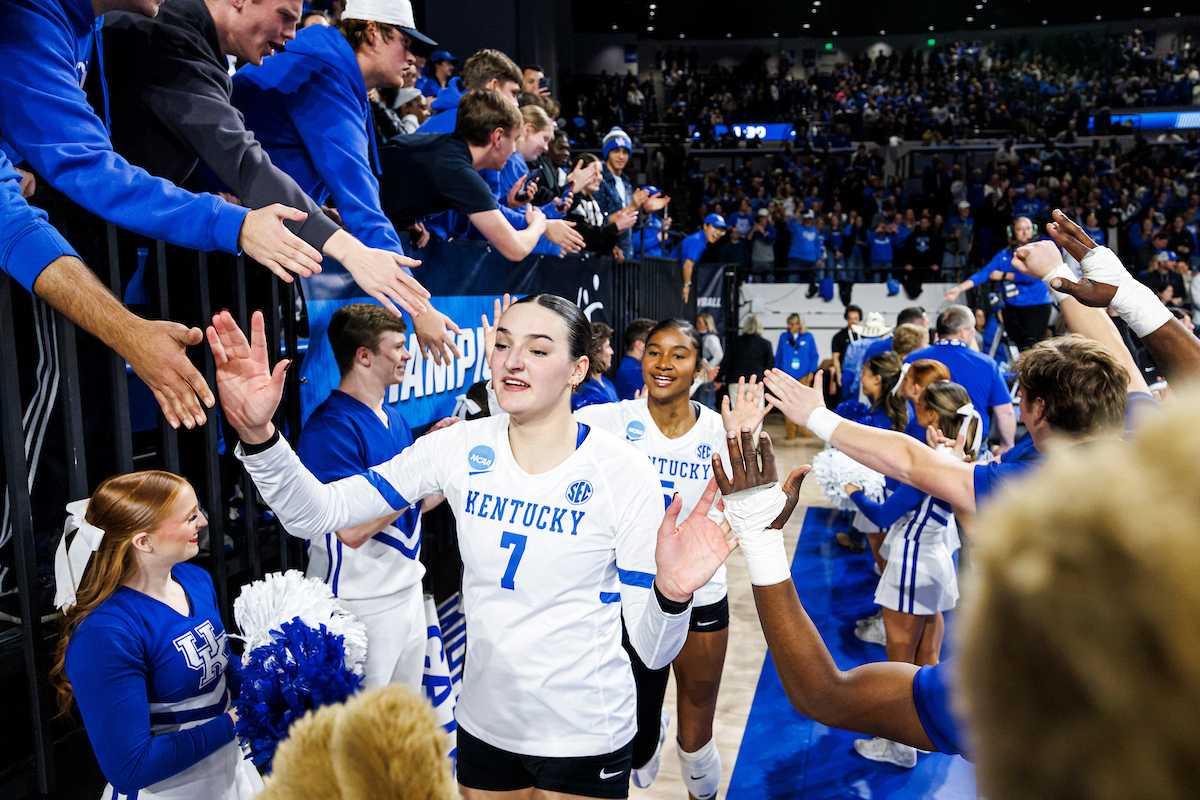 Kentucky’s Hudson Named Finalist for AVCA National Player of the Year