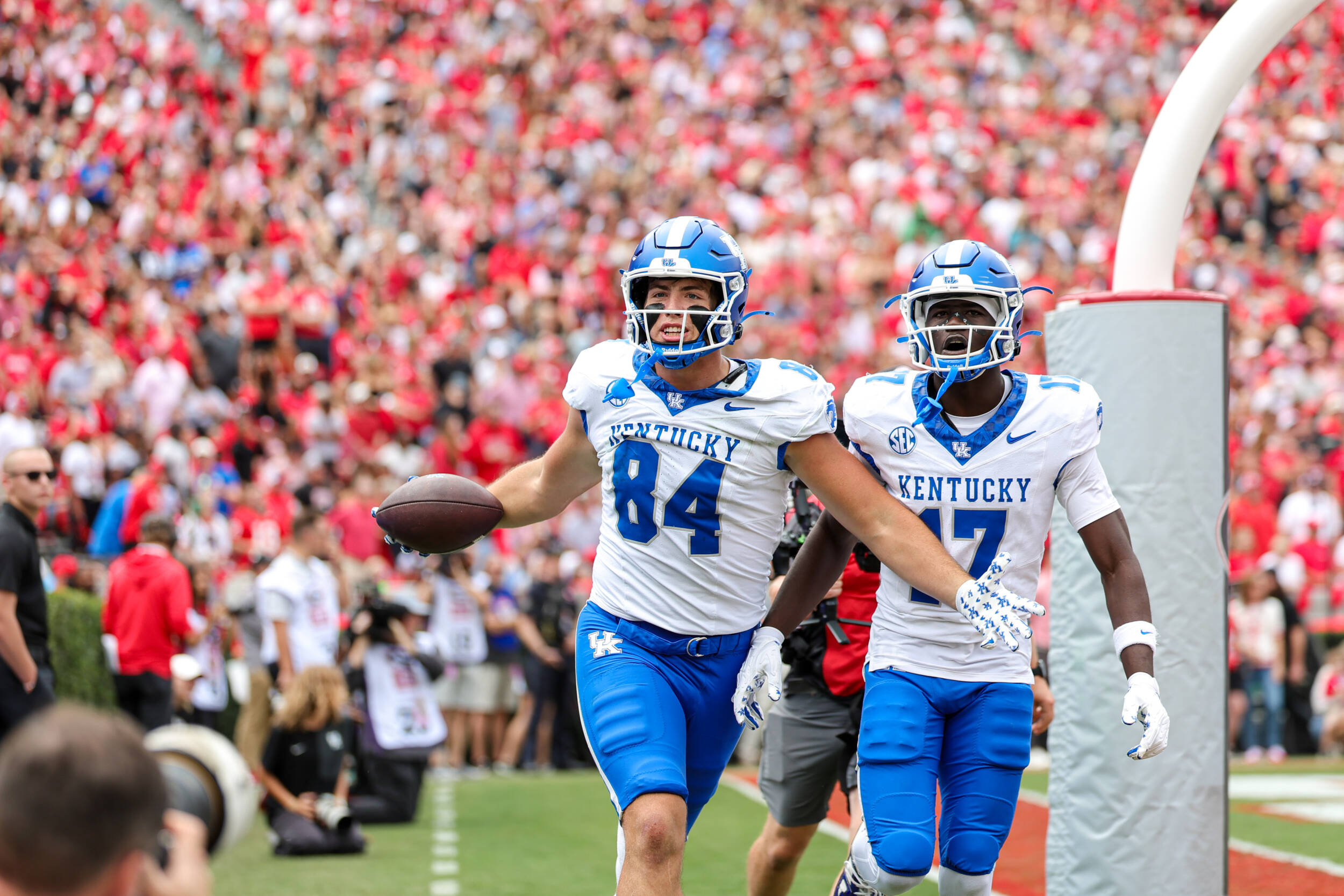 Game Day Central: Kentucky at Georgia