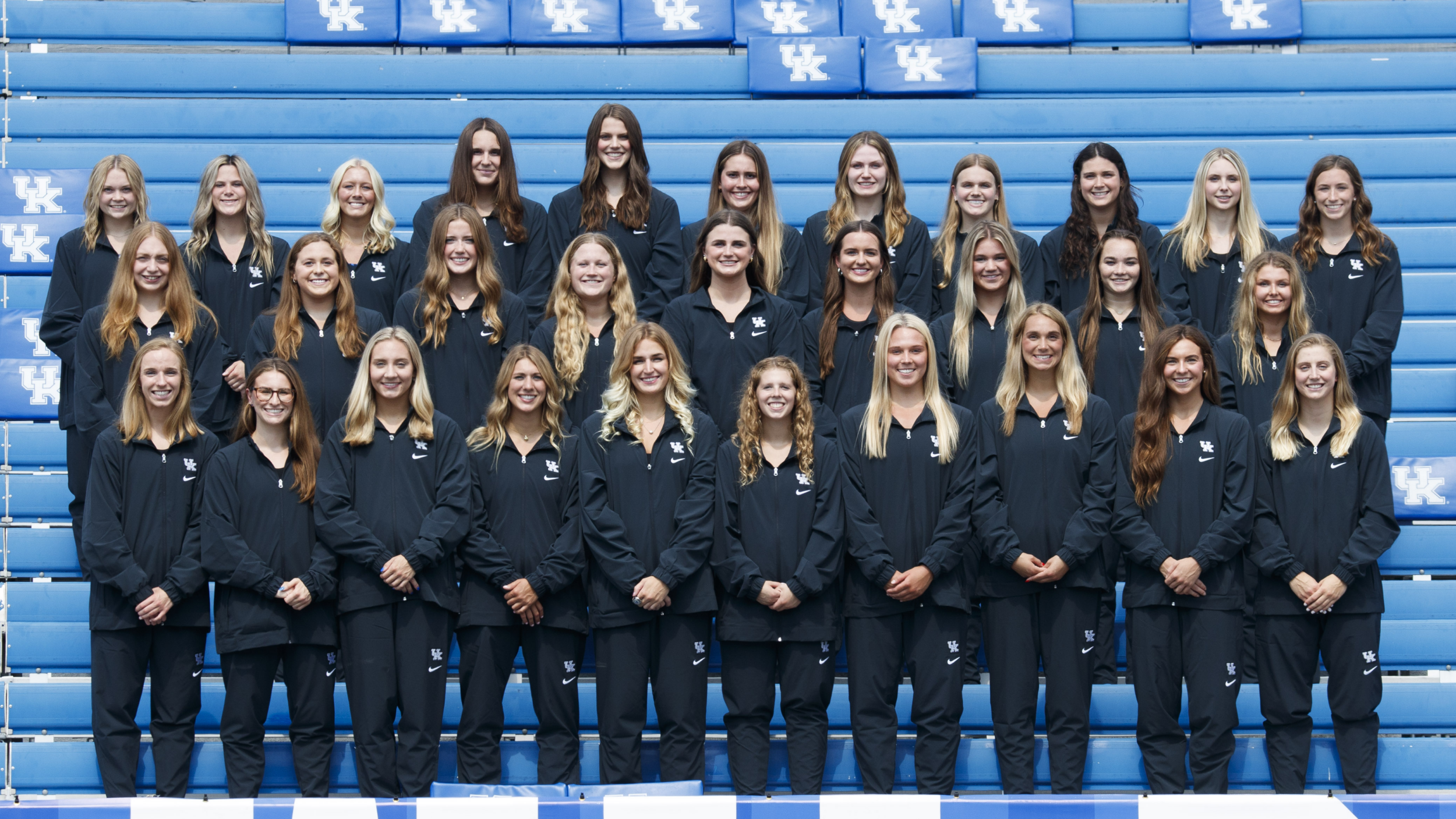 Women’s Swimming & Diving Visits Arkansas to Open Season