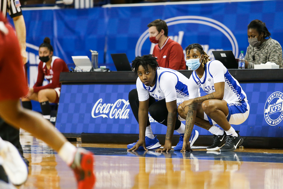 Dre’Una Edwards and Jazmine Massengill.

Kentucky beats Arkansas 75-64.

Photo by Hannah Phillips | UK Athletics