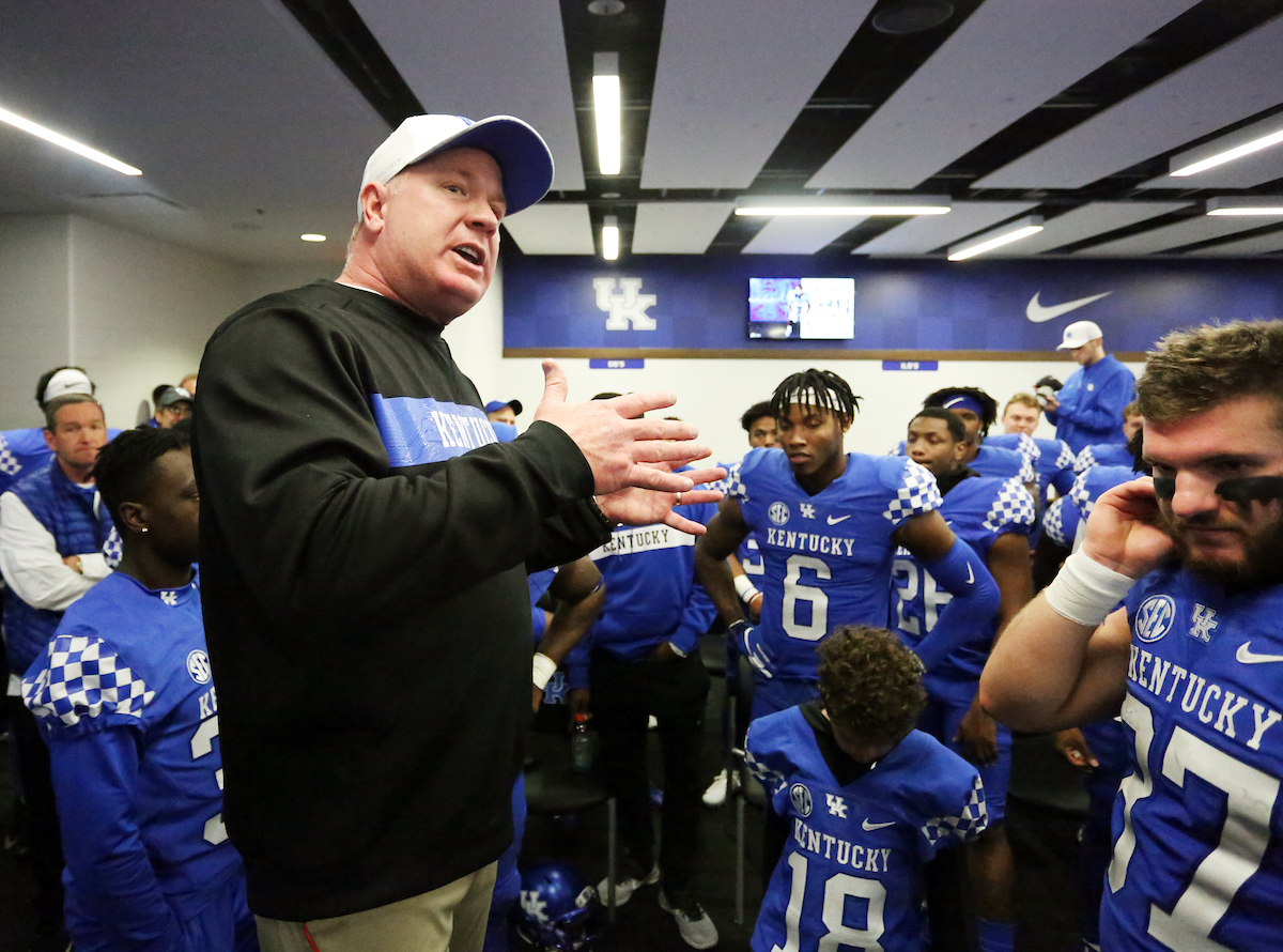 Mark Stoops


UK Football beats MTSU 34-23 on Senior Day at Kroger Field. 

Photo by Britney Howard | UK Athletics
