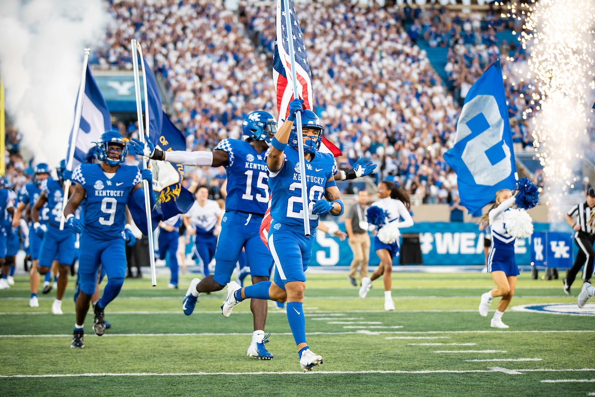 Zach Johnson

UK defeats Mizzou 35-28

Photo By Jacob Noger | UK Football