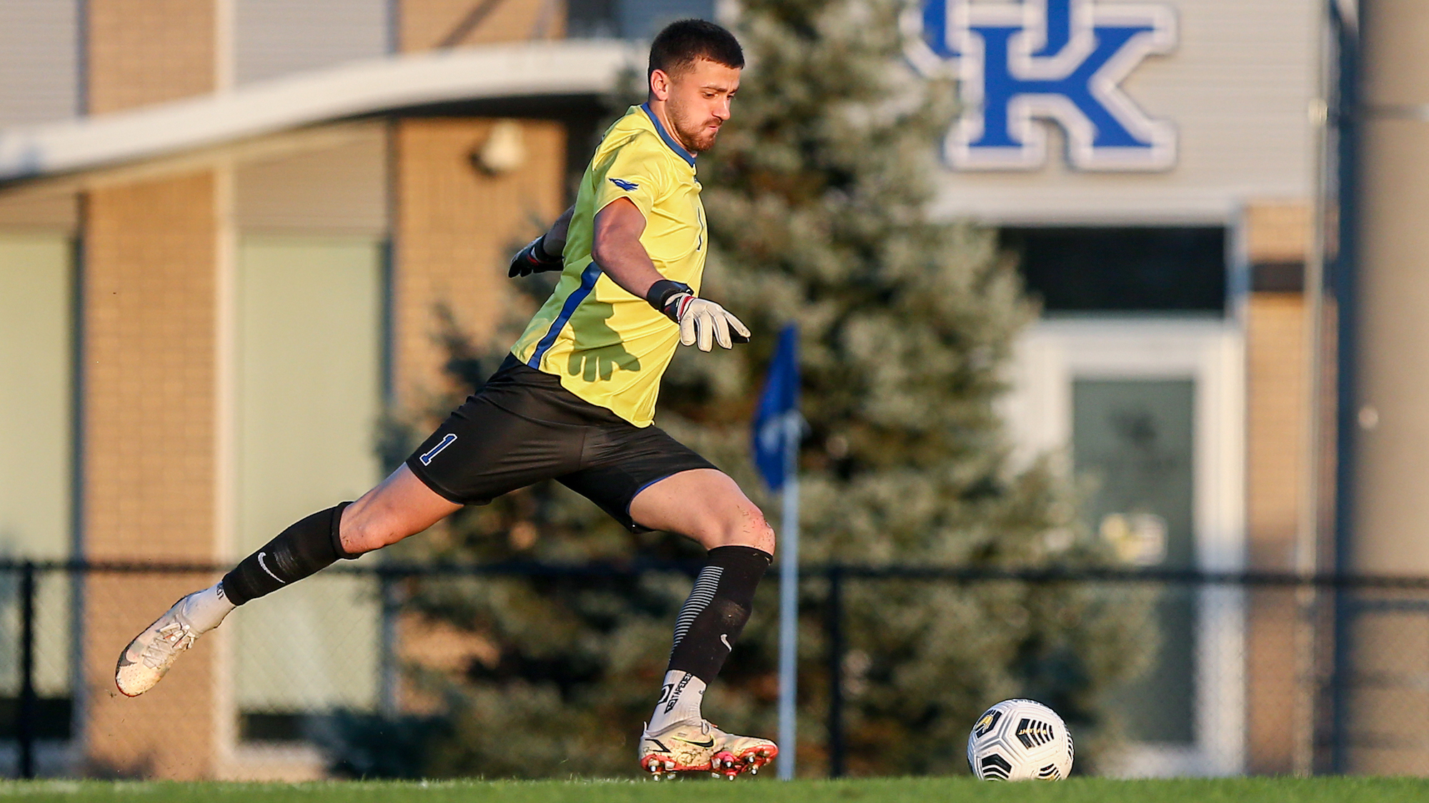 Jan Hoffelner Earns Ninth Clean Sheet in Draw with South Carolina