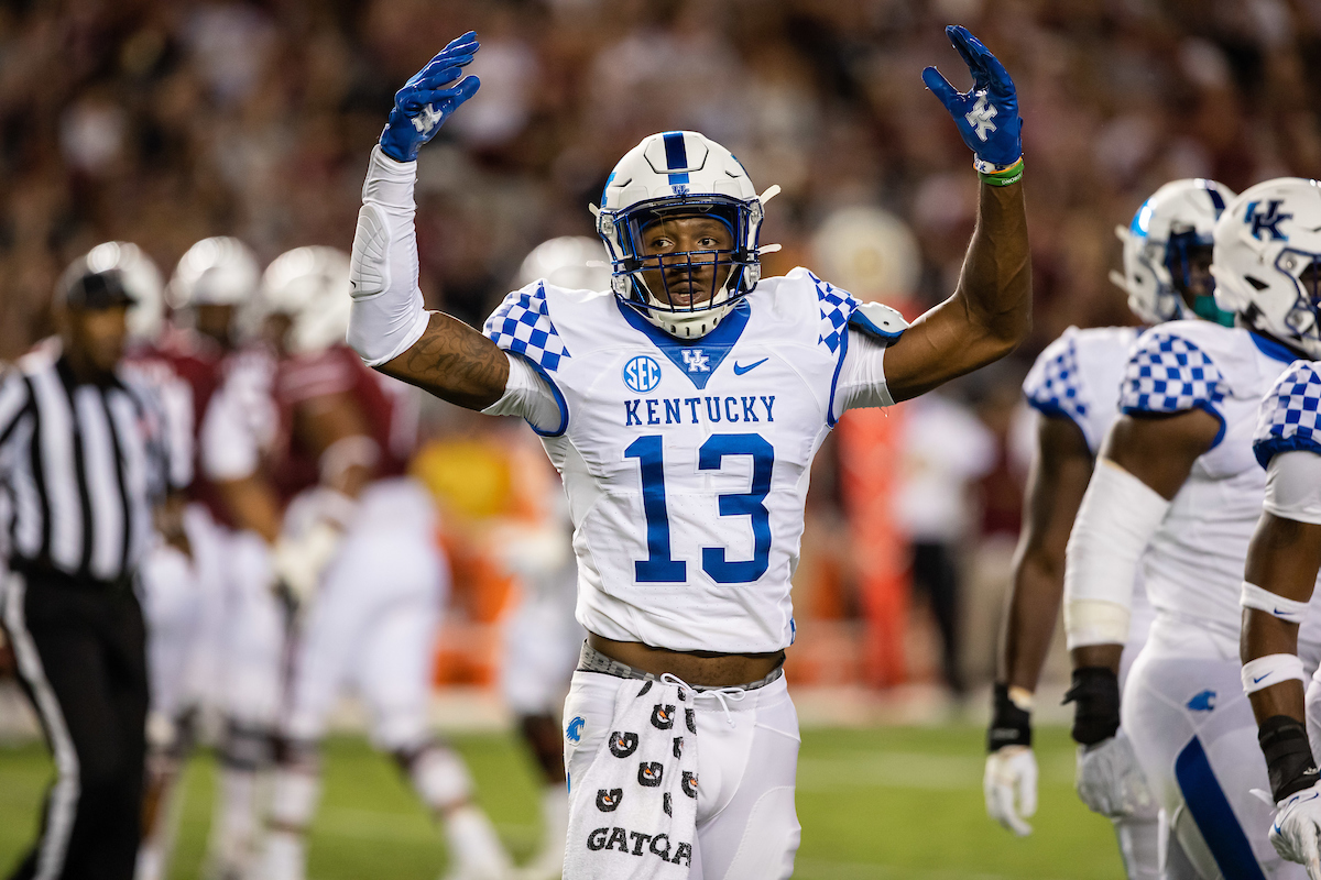 JJ Weaver

Kentucky beats South Carolina, 16-10.

Photo by Jacob Noger | UK Athletics