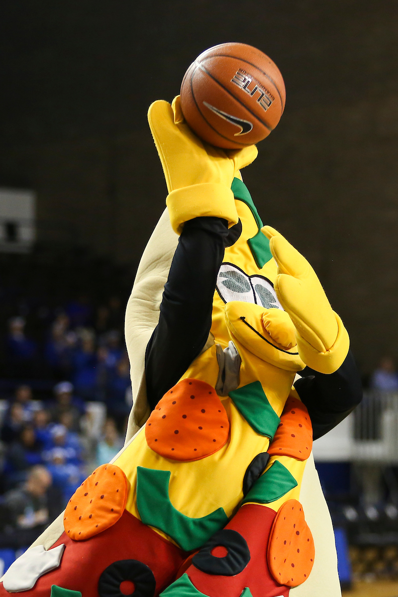 Papa Johns. Mascot.

Kentucky beats Samford 79-49.

Photo by Hannah Phillips | UK Athletics
