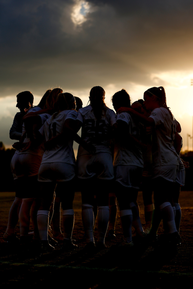 Huddle. 

UK Falls to Auburn 2-1. 

Photo by Eddie Justice | UK Athletics