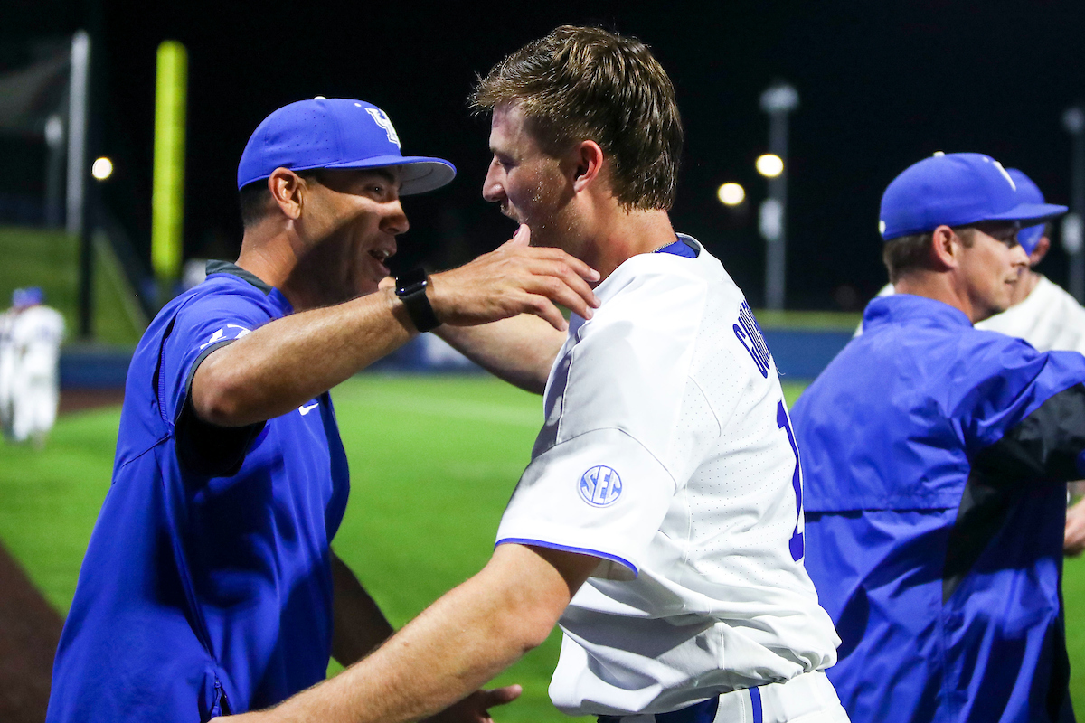 Coach Nick Mingione. Tyler Guilfoil.

Kentucky beats Tennessee 3-2.

Photo by Sarah Caputi | UK Athletics