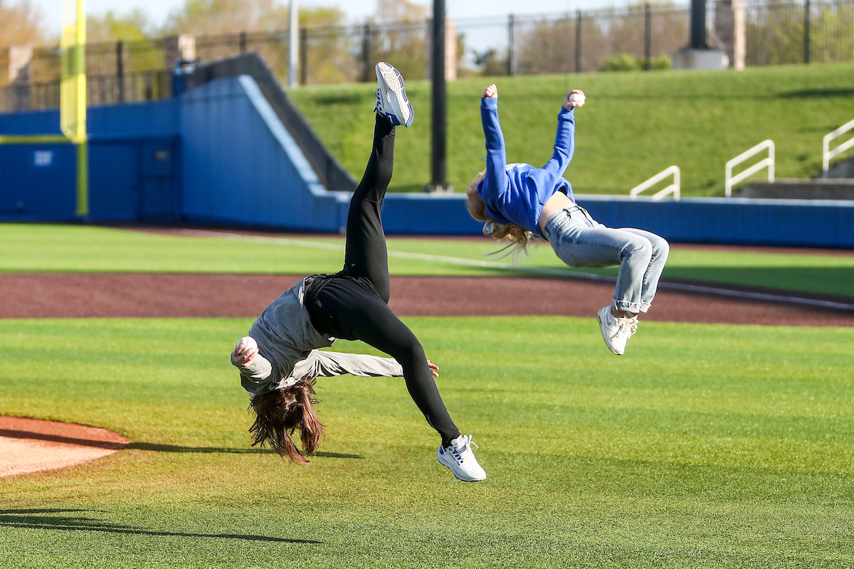 Raena Worley. Hailey Davis.

Kentucky defeats Dayton 12-1.

Photo by Sarah Caputi | UK Athletics