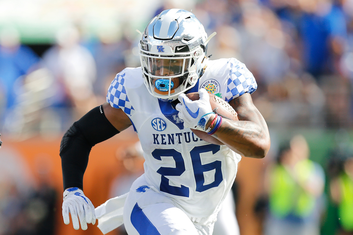 Benny Snell

The UK Football team beat Penn State 27-24 in the Citrus Bowl.

Photo by Michael Reaves | UK Athletics