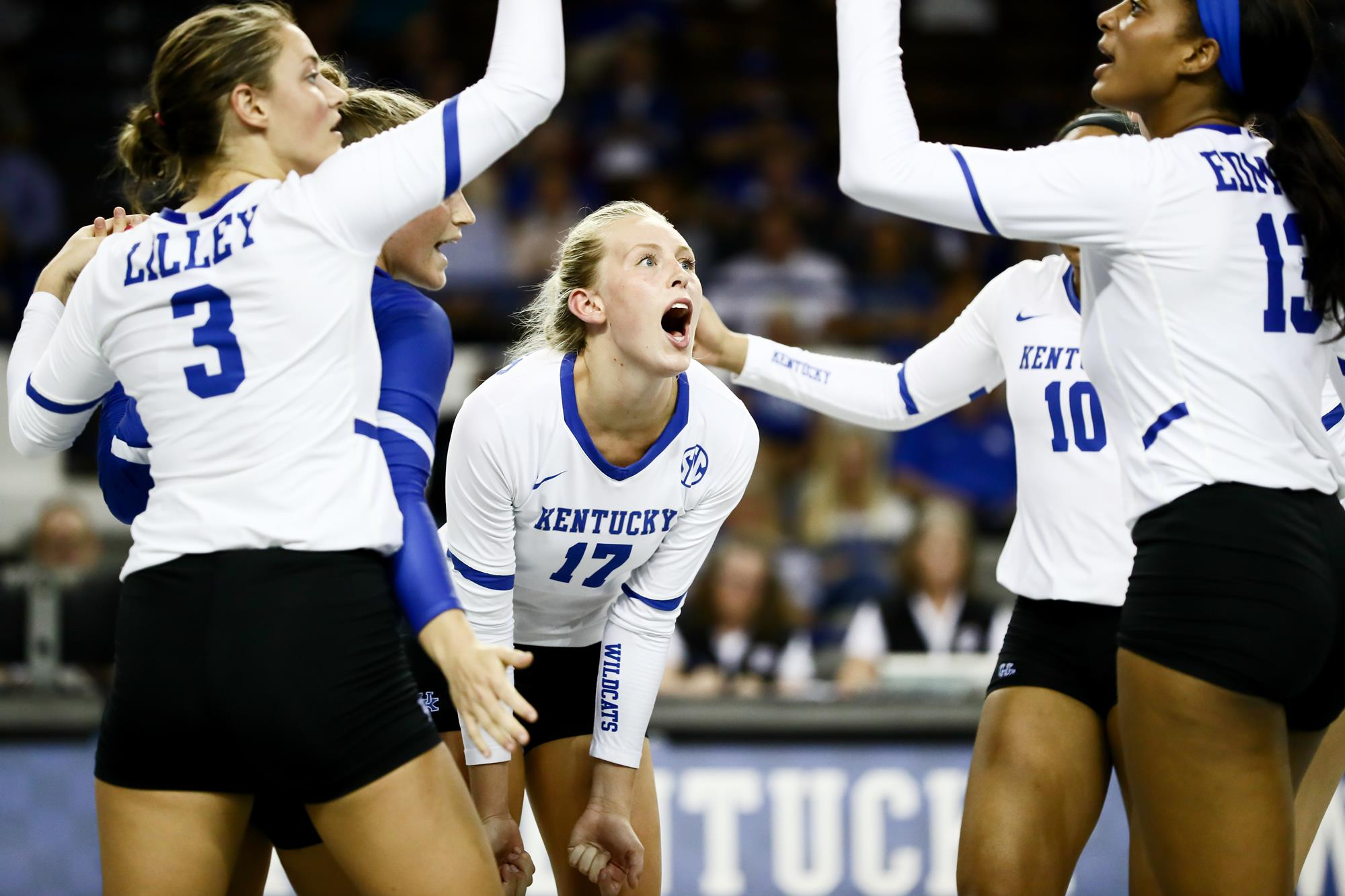 Leah Edmond’s 14 Kills Moves Kentucky to 3-0 in SEC, Past USC