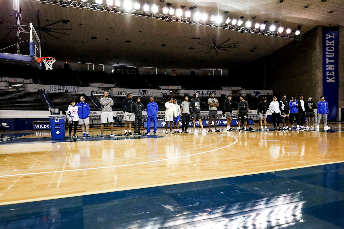 Team.

Coach Cal Women’s Clinic.

Photos by Chet White | UK Athletics