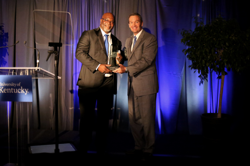 The Class of 2017 UK Athletics Hall of Fame was enshrined Friday night at Kroger Field.