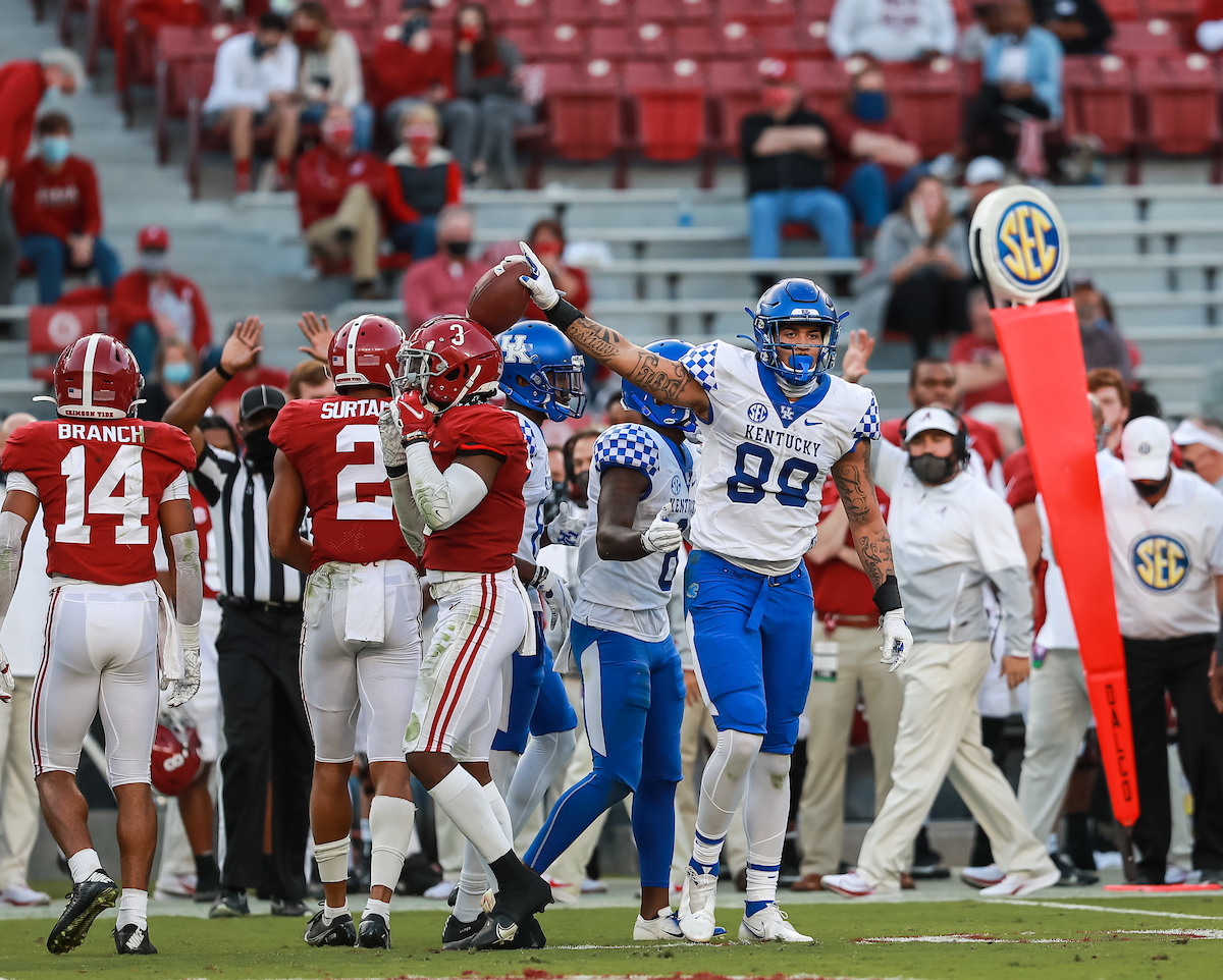 Keaton Upshaw

Alabama defeats Kentucky 63-3

Photo By Brian Moriarty | UK Football