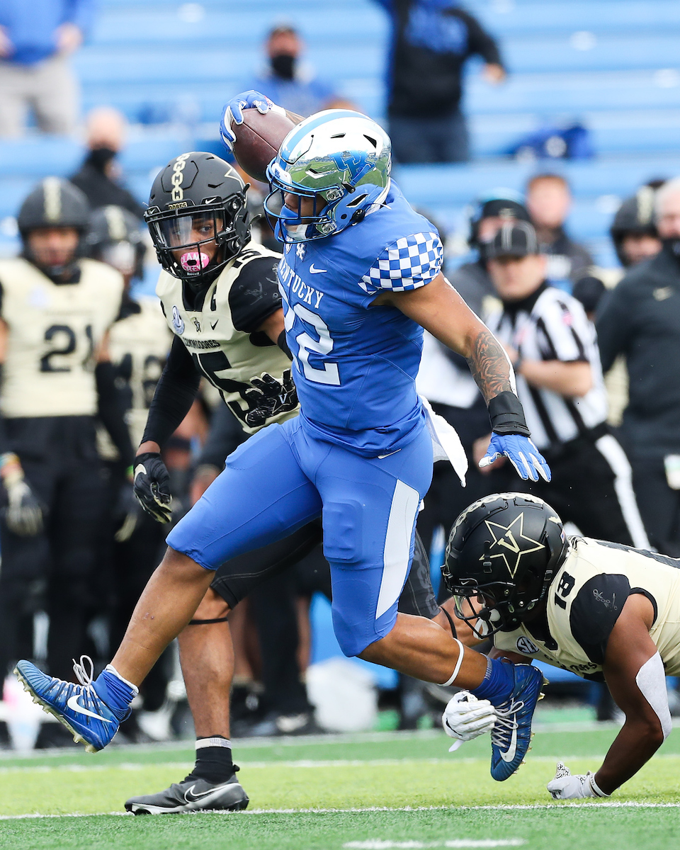 CHRIS RODRIGUEZ JR.

UK beat Vandy 38-35.

Photo by Elliott Hess | UK Athletics