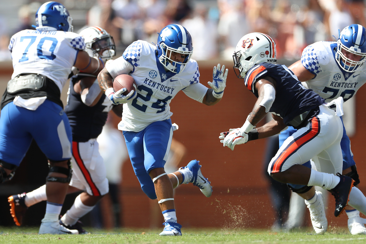 Chris Rodriguez Jr.

Kentucky falls to Auburn, 13-29.

Photo by Elliott Hess | UK Athletics