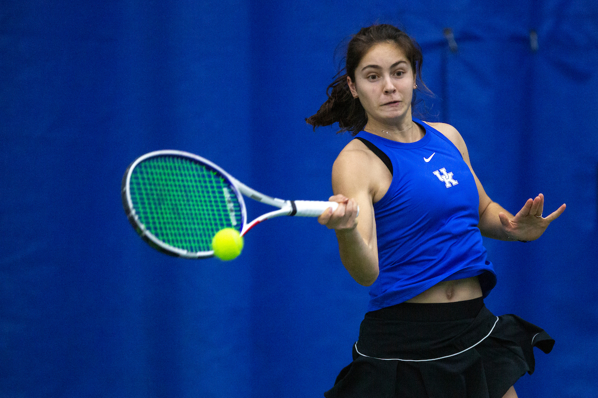 Fiona Arrese.

Kentucky defeats Cincinnati 6-1.

Photo by Grace Bradley | UK Athletics