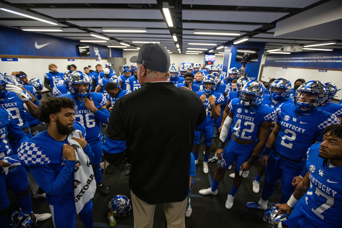 Mark Stoops

UK defeats Vanderbilt 38-35

Photo By Jacob Noger | UK Football