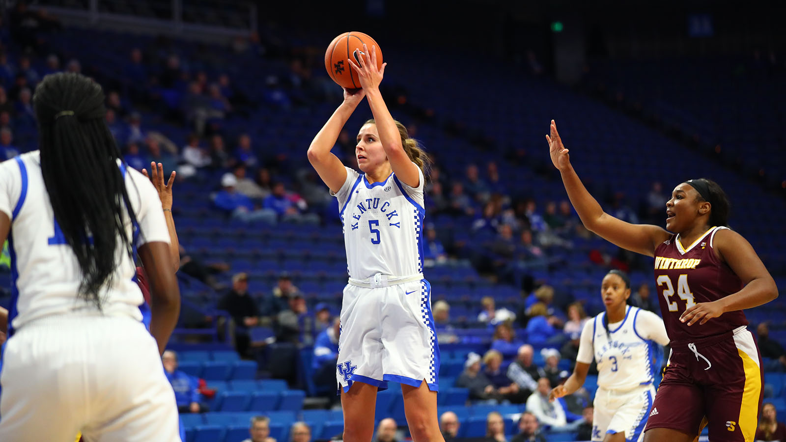 No. 14 Cats Ready for Challenge of Facing No. 7 Louisville