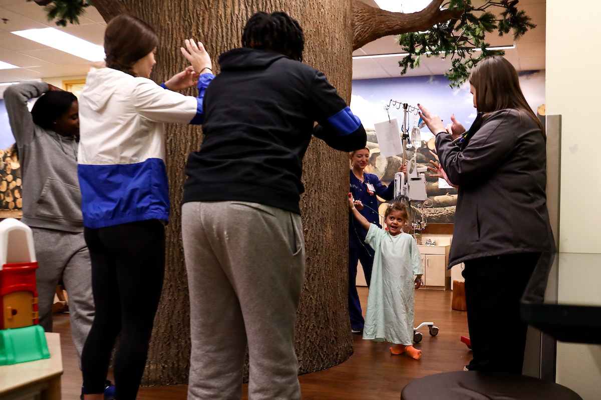 Kentucky WBB visits children at the Kentucky Children’s Hospital.

Photo by Eddie Justice | UK Athletics