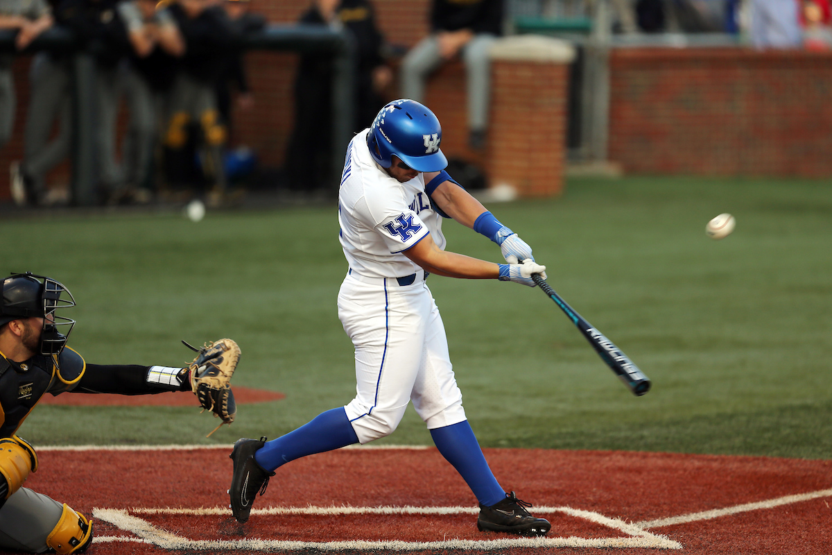 Heyer’s Blast, Hjelle’s Gem Power No. 13 Kentucky in Opener