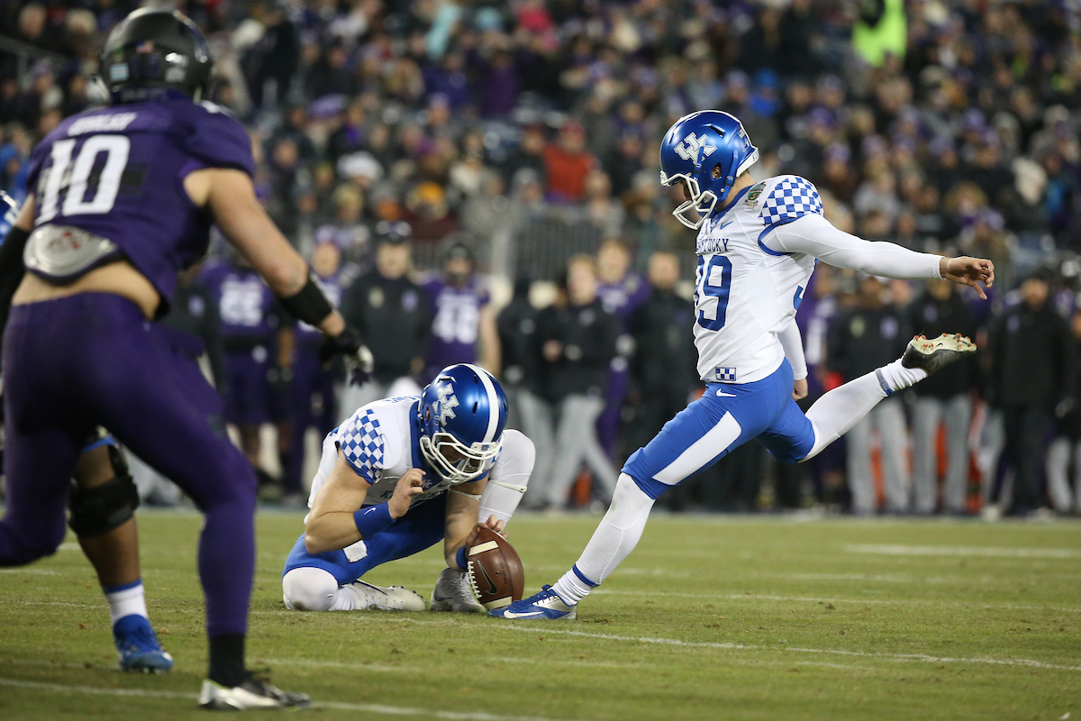 Austin MacGinnis.

The University of Kentucky football team falls to Northwestern 23-24 in the Music City Bowl on Friday, December 29, 2017, at Nissan Field in Nashville, Tn.

Photo by Chet White | UK Athletics