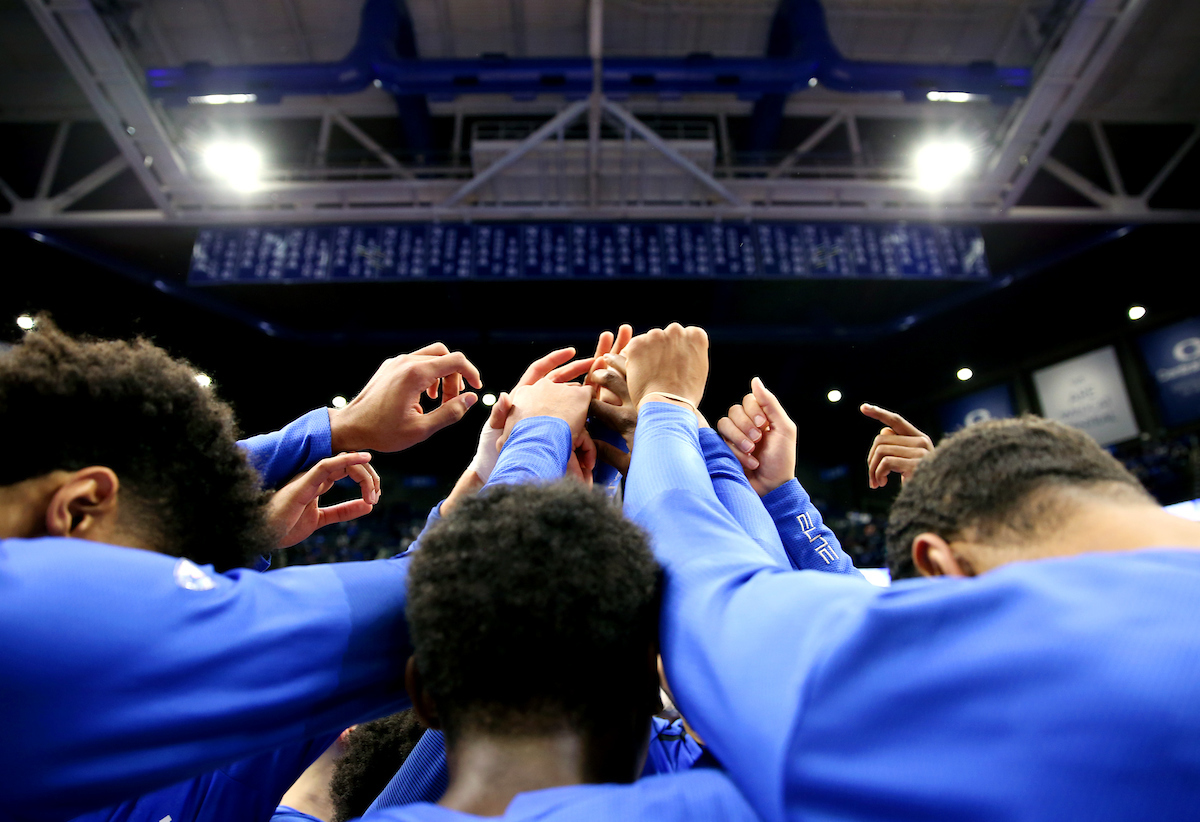 Team.

Men's Basketball beats North Dakota 96-58.

Photo by Britney Howard  | UK Athletics