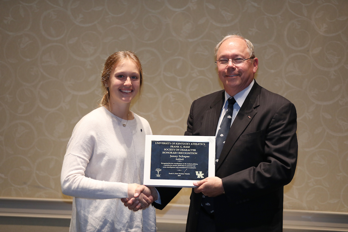 Jenny Schaper.

Frank G. Ham Society of Character induction.

Photo by Quinn Foster | UK Athletics