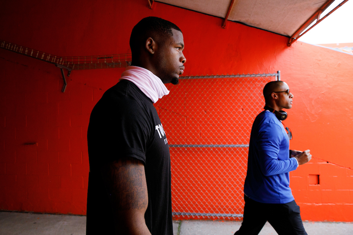 ALLEN DAILEY JR.

Kentucky falls to Florida, 34-10.

Photo by Elliott Hess | UK Athletics