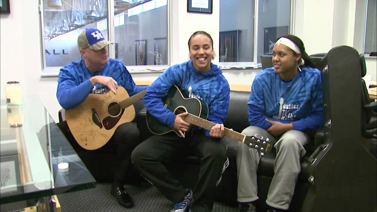 Kentucky Wildcats TV: Matthew Mitchell Show 2014-15 - Episode 2