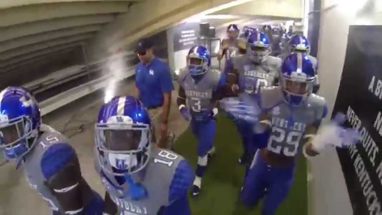 Kentucky Wildcats TV:Ashely Lowery wears a GoPro for the tunnel walk today vs Ohio