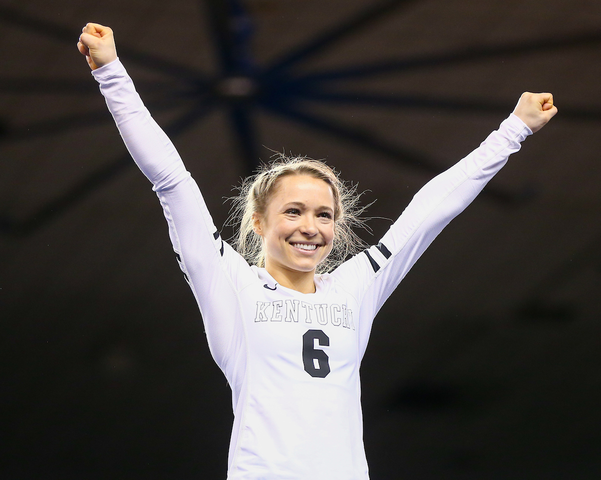 Hannah Hohn.

Kentucky Stunt blue and white scrimmage. 

Photo by Abbey Cutrer | UK Athletics