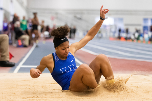 Tatiana Aholou.

Jingle Bells Open.


Photo by Chet White | UK Athletics