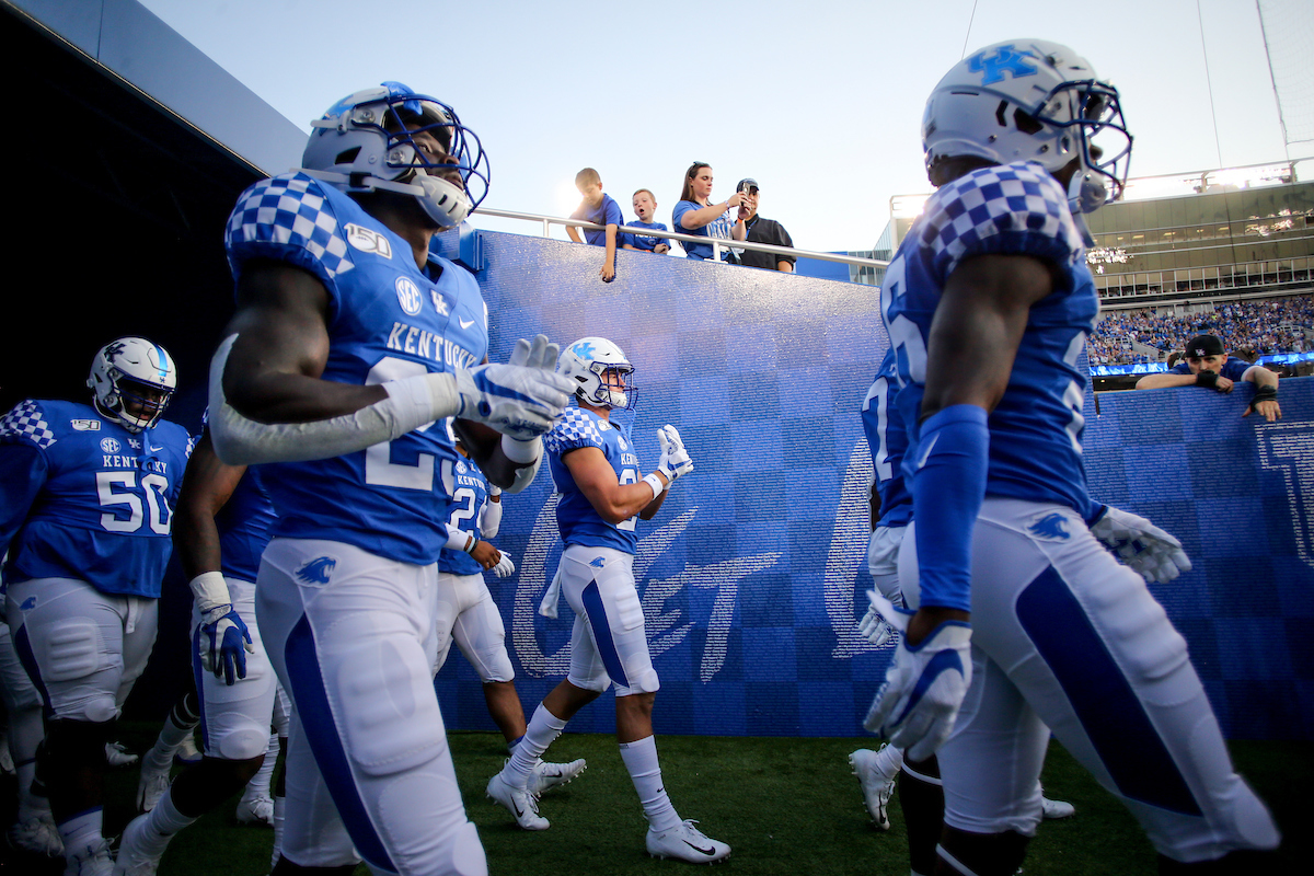 Intro. 

UK Beat EMU 38-17.

Photo by Eddie Justice | UK Athletics