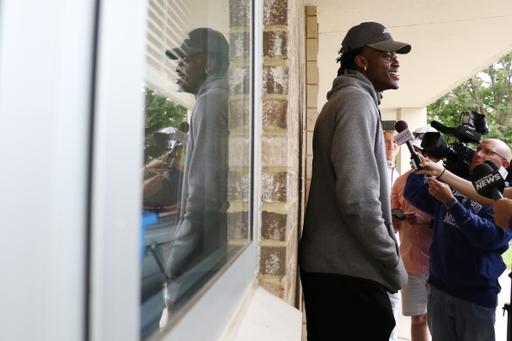 Jarred Vanderbilt.

The Kentucky men's basketball team delivered packed lunches to Picadome Elementary School on Friday as a part of UK Athletics' God's Pantry program.

Photo by Quinn Foster | UK Athletics