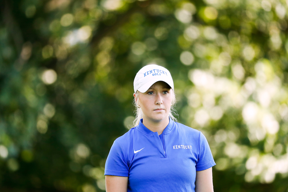Sarah Shipley.

Women's golf practice.

Photo by Chet White | UK Athletics