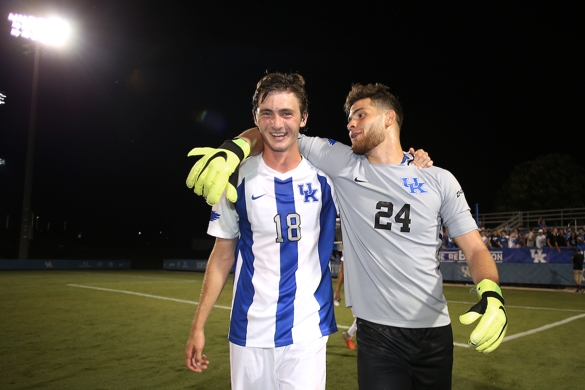 Bailey Rouse. Enrique Facusse.

Kentucky beats Louisville 3-0.


Photo by Chet White | UK Athletics