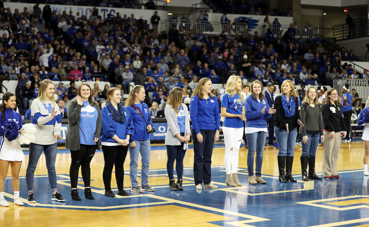 Power of Women

The UK Women's Basketball team beat LSU on Senior Day on Sunday, February 24, 2019.

Photo by Britney Howard | UK Athletics