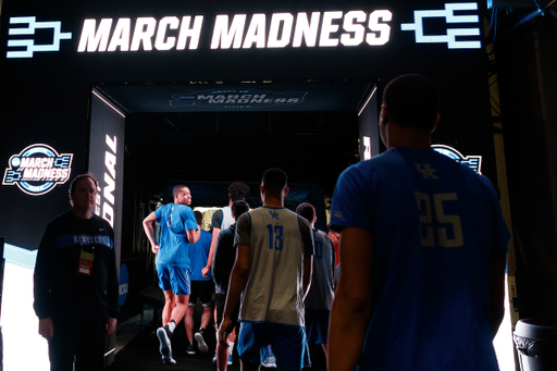 Team.


Practice and Pressers.

 
Photo by Elliott Hess | UK Athletics