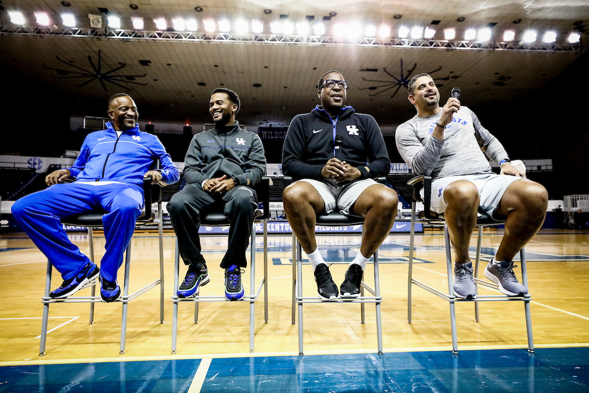Bruiser Flint. Jai Lucas. Chin Coleman. Orlando Antigua.

Coach Cal Women’s Clinic.

Photos by Chet White | UK Athletics