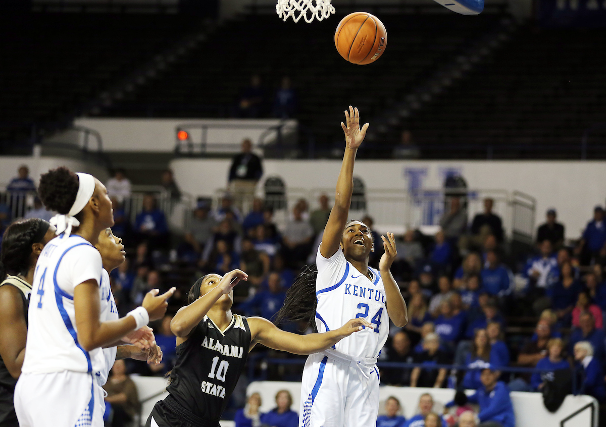 Taylor Murray

UK Women's Basketball beats Alabama State on Wednesday, November 7, 2018 .

Photo by Britney Howard | UK Athletics
