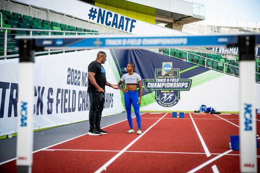 Lonnie Greene. Masai Russell.

Shake out.

NCAA Track and Field Outdoor Championships.

Photo by Chet White | UK Athletics